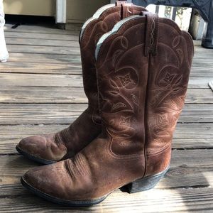 Ariat Cowboy boots
